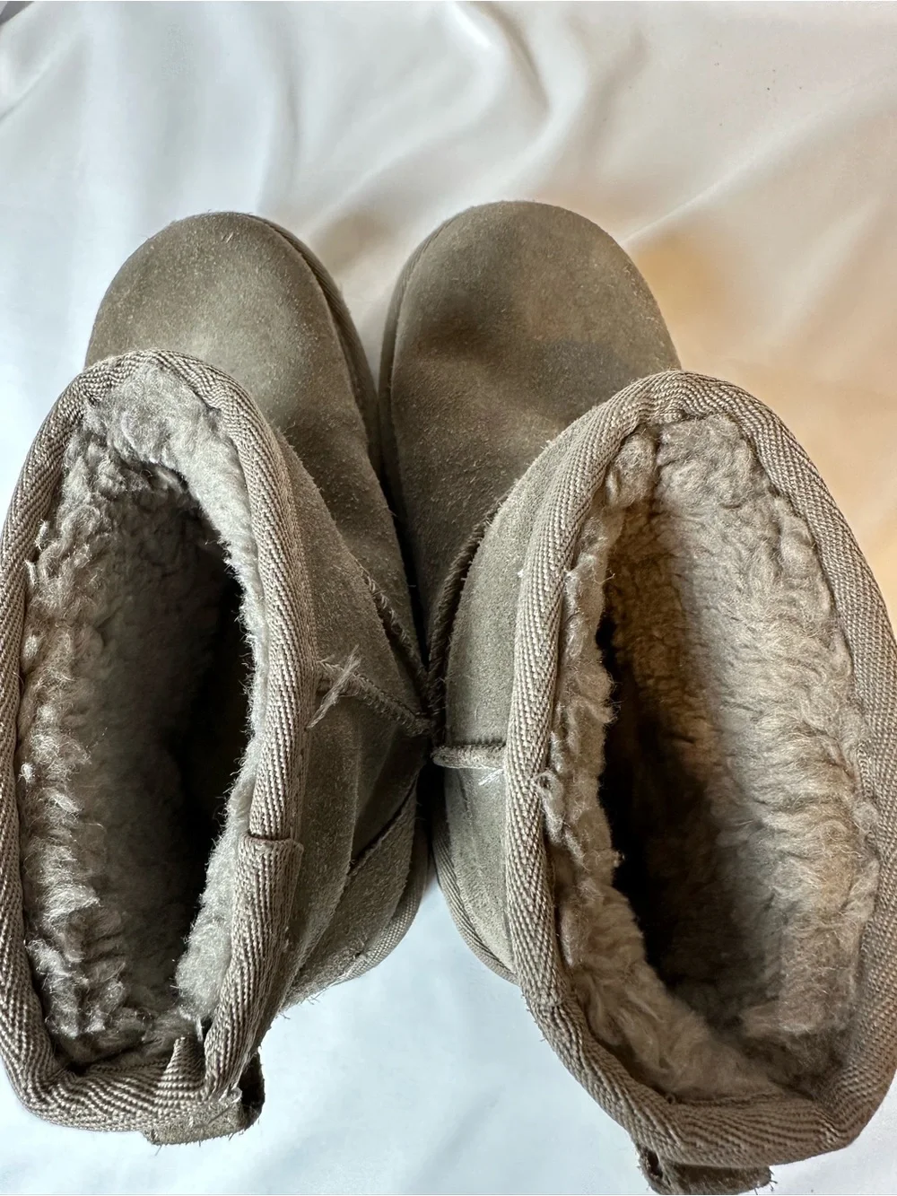 UGG Classic Mini Platform Gray Suede Boots Kids Size 2